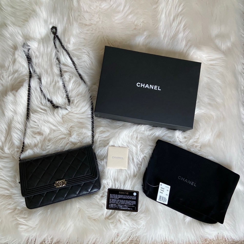 Chanel boy Wallet On Chain, black lambskin, ruthenium, used